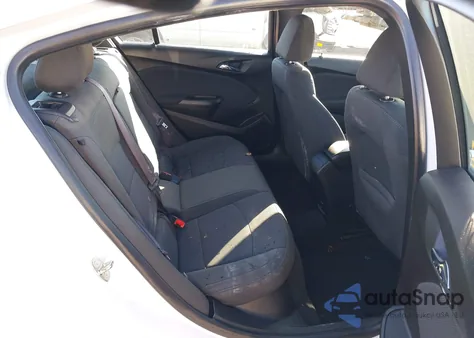 2017 Chevrolet Cruze Lt Auto z USA, uszkodzony, nr VIN 1G1BE5SM6H7187215